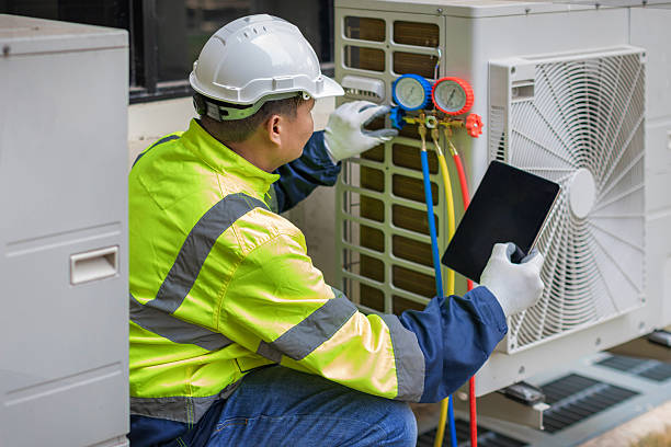 Professional Hvac technician working in Delta, UT